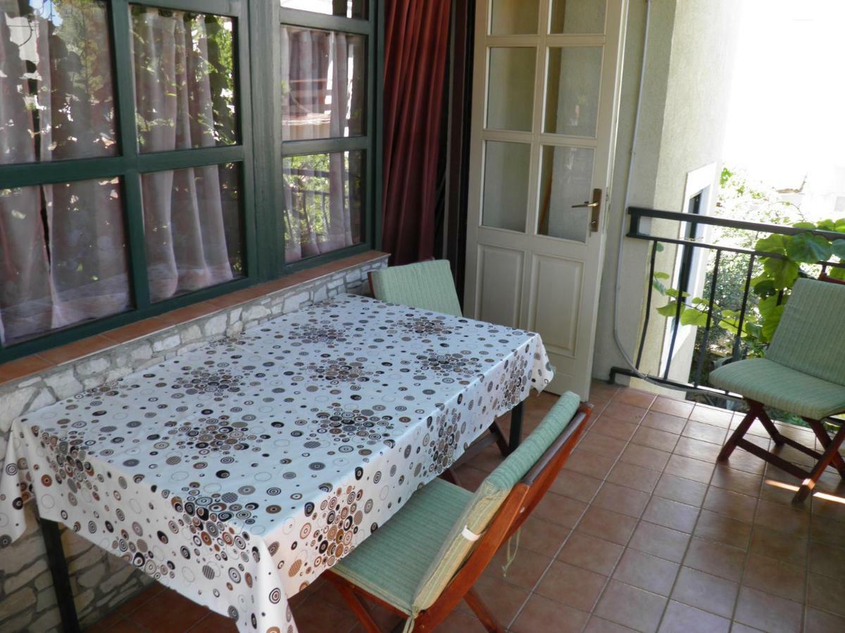 Apartman Mia Biograd 비오그라드나모루 외부 사진